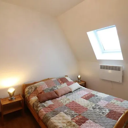 Dom wakacyjny Maison De Caractere, 2 Ch, 4 Pers, Jardin, Animaux Admis, Wifi, Proche Puy Mary - Fr-1-742-106 *